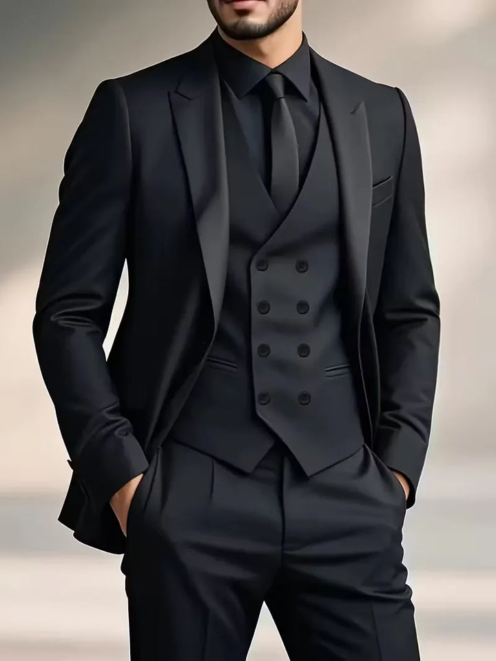 Tailored Men’s Three-Piece Suit With Double-Breasted Waistcoat And Slim Fit